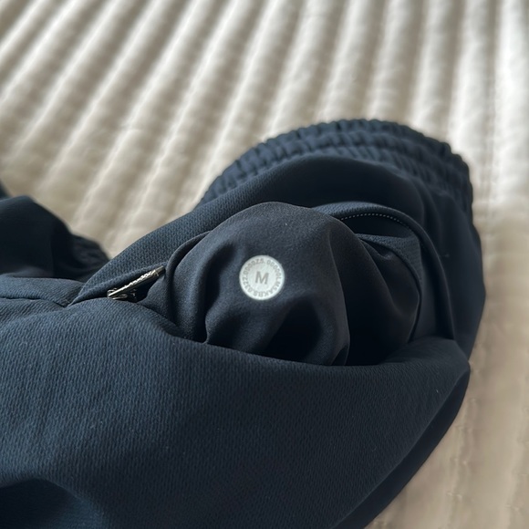 Lululemon New Venture Trouser Men’s Sz M Navy - Picture 2 of 3